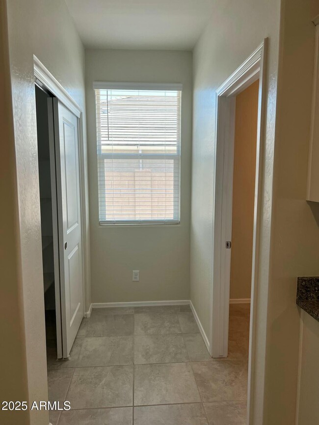 Building Photo - 3473 Encanto St