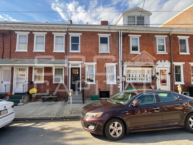 Primary Photo - 40 S Bedford St