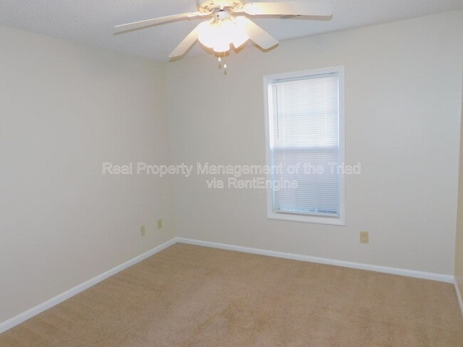 Building Photo - 600 Pecan Ridge Cir