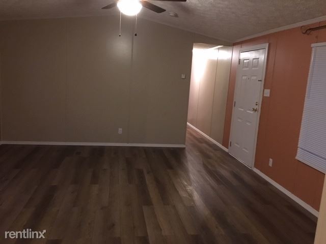 Building Photo - 3 br, 2 bath Mobile Home - 13899 hwy 87 N.