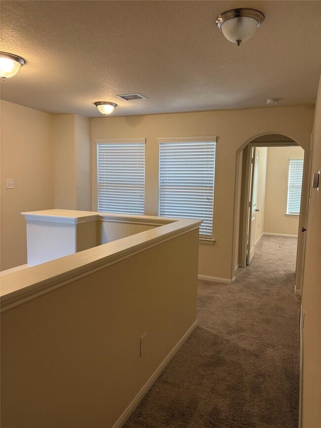 Building Photo - 14915 Silver Br Trl