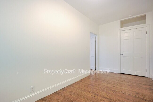 Building Photo - 29 E Springfield St