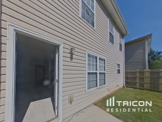 Building Photo - 6090 Flagstaf Walk