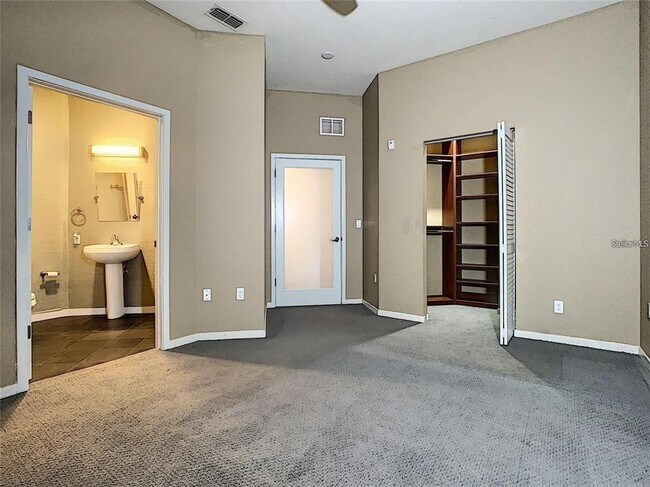 Building Photo - 1 S Eola Dr