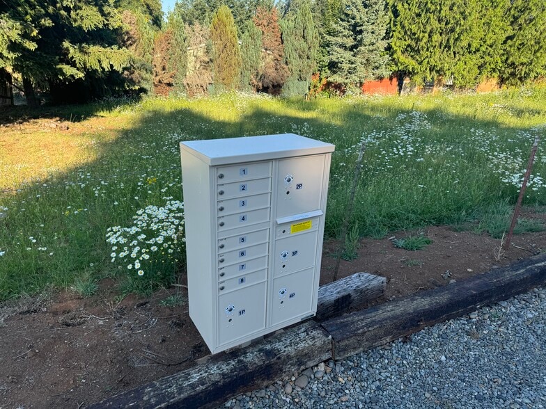 Building Photo - 16670 S Carus Rd