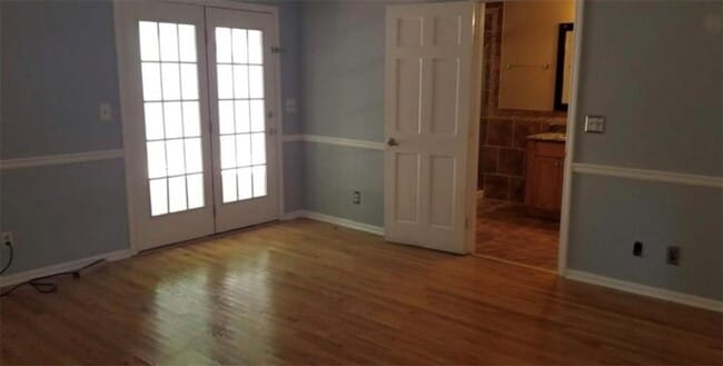 Building Photo - 3386 Shorelake Dr