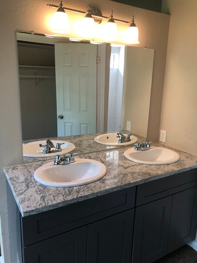 Building Photo - 4414 Monteith Dr