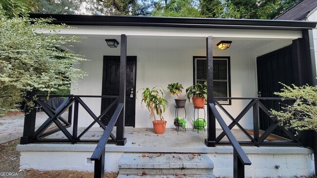 Building Photo - 2267 Rugby Terrace