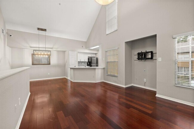 Building Photo - 6324 Raleigh St