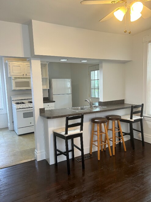 Building Photo - 3100 Markbreit Ave