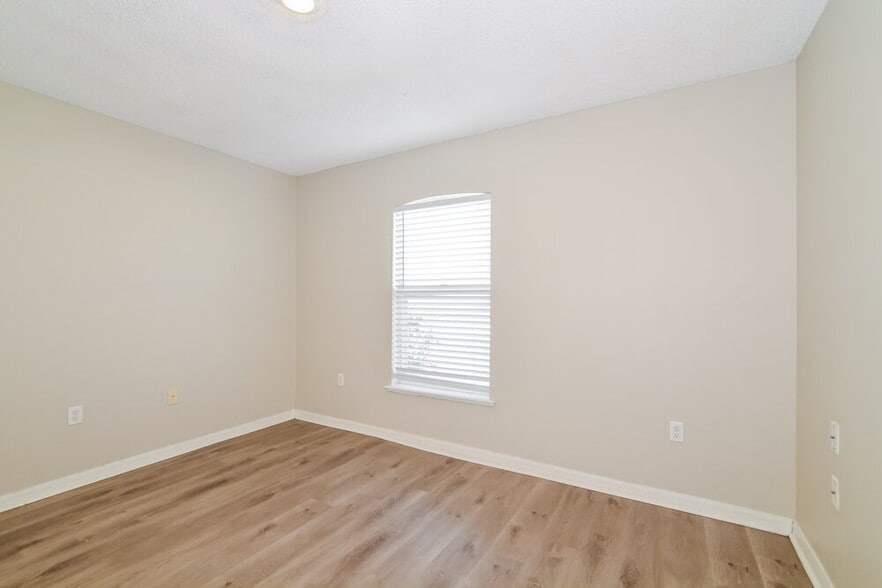 Building Photo - 3830 Sleepy Hill Oaks Loop