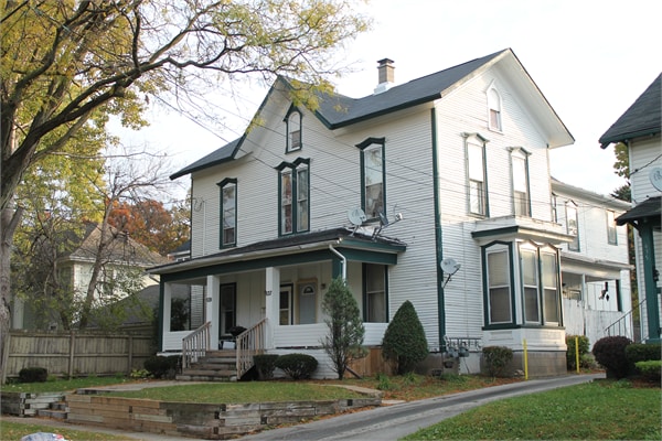 Building Photo - 637-639 Central Ave