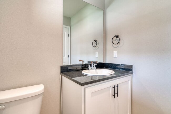 Building Photo - Brand New 3 Bedroom 2.5 Bathroom Springfield Home