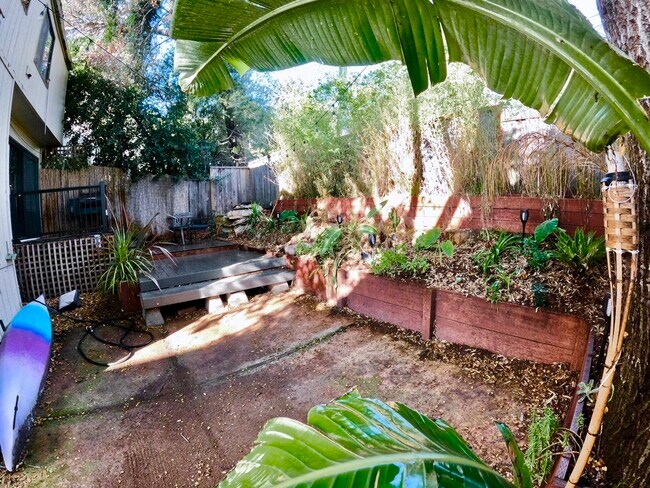 Building Photo - 146 Bean Creek Rd