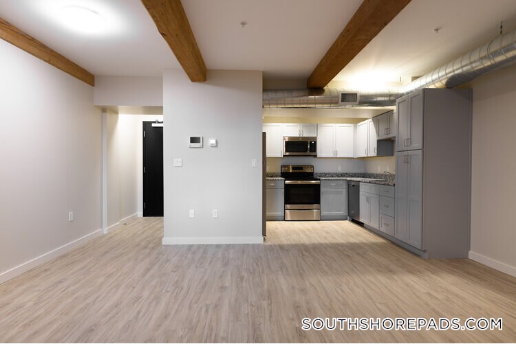 Building Photo - 129 Guild St