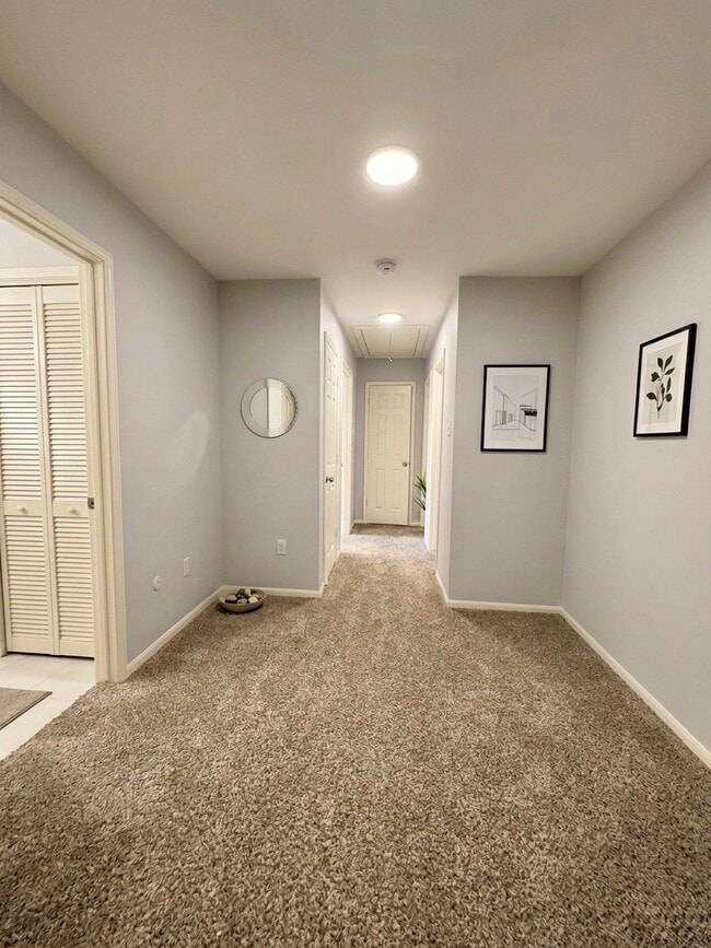 Building Photo - 14011 Wickersham Ln