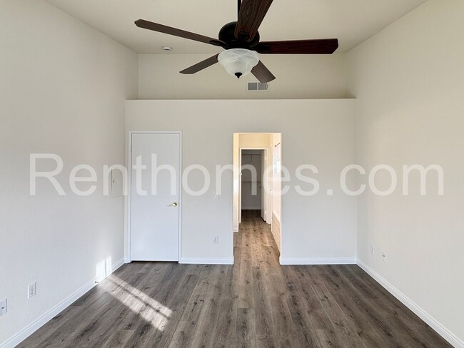 Building Photo - 11679 Westview Pkwy