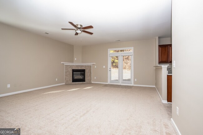 Building Photo - 2196 Greenwood Meadows Ln