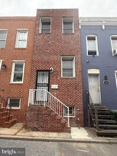 Building Photo - 132 N Bradford St