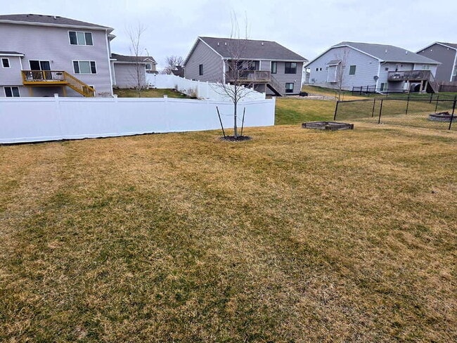 Building Photo - 950 8th St