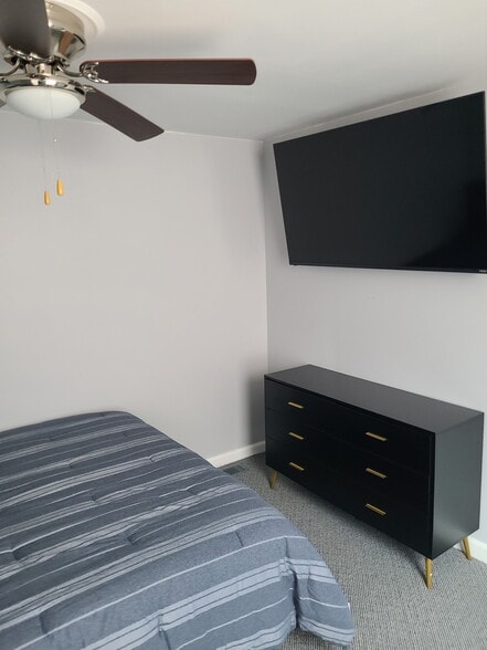 Building Photo - 2035 Spruce St