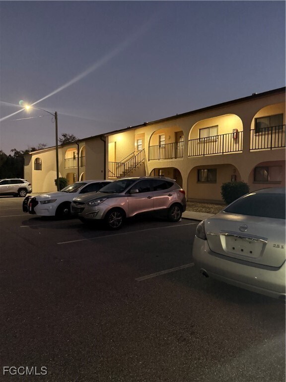 Building Photo - 608 Gerald Ave