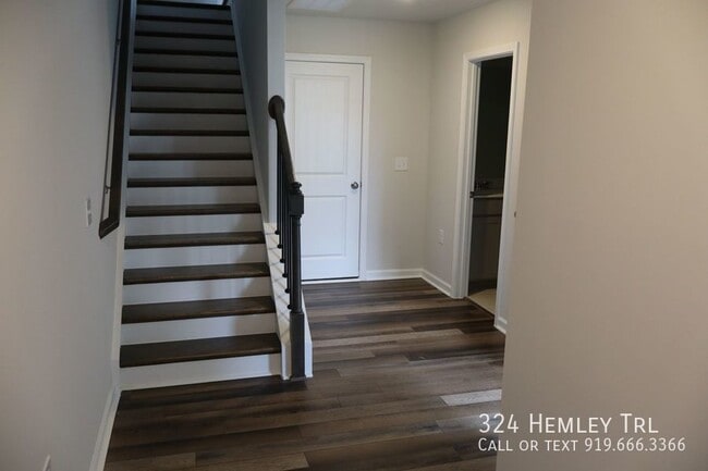 Building Photo - 324 Hemley Trl