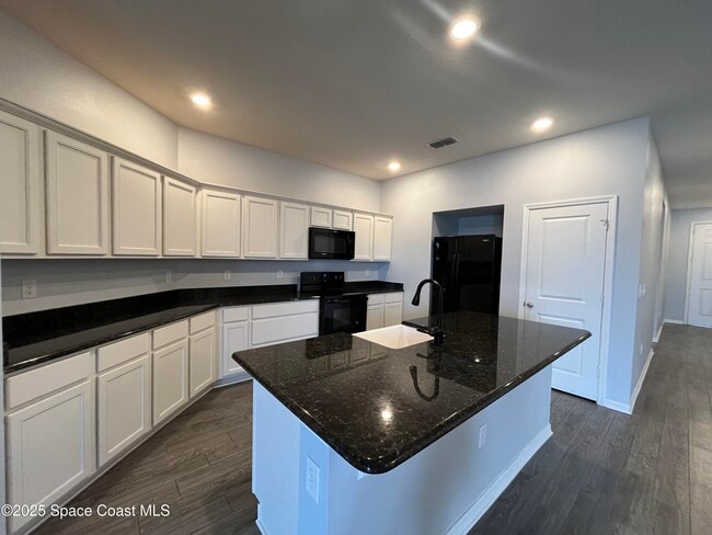 Building Photo - 1505 Potenza Dr