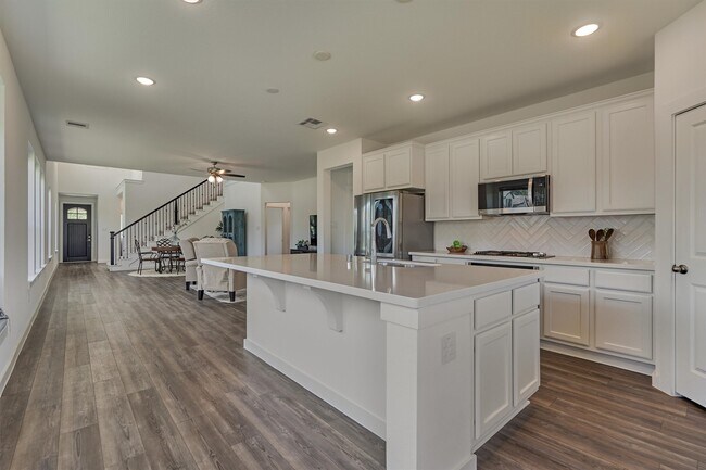 Building Photo - 27129 Ivorywood Dr
