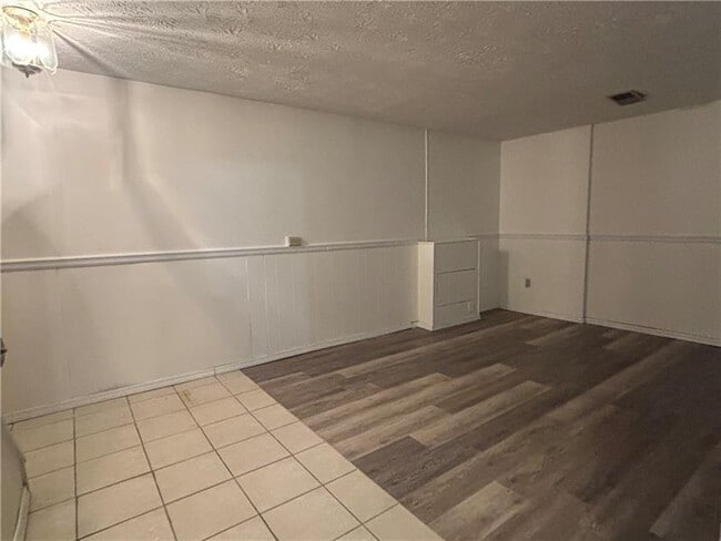 Building Photo - 456 Hunting Creek Rd