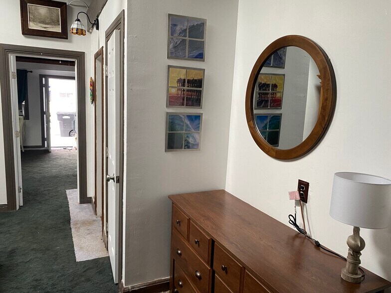 Building Photo - 3652 Promontory St