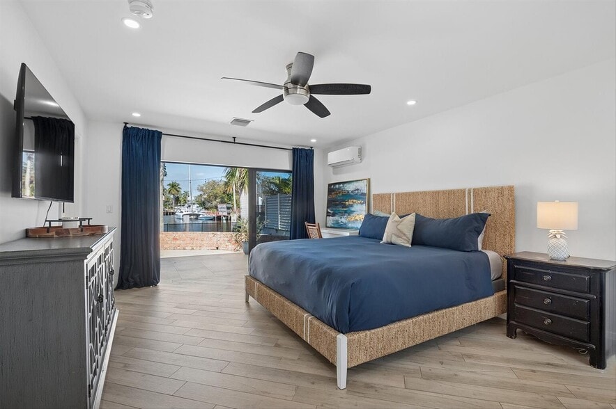 Building Photo - 600 SW 8th Ter