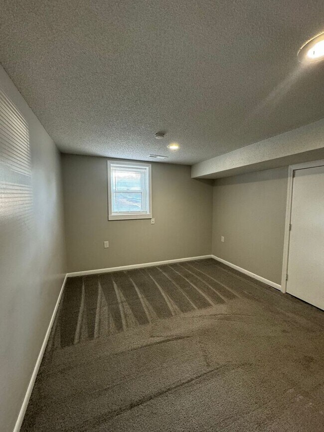 Building Photo - Cozy & Convenient 2BR with Patio - Coming Soon!