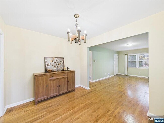 Building Photo - 114 Ackerman Ave