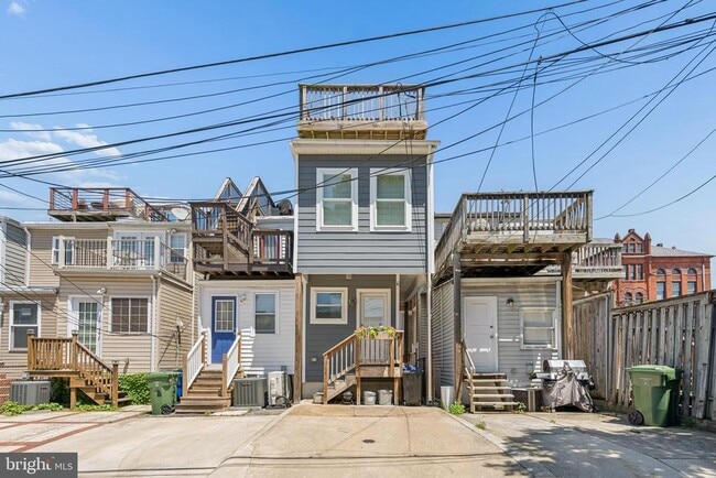 Building Photo - 1228 Patapsco St
