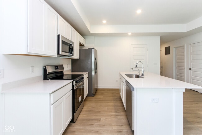 Building Photo - 8831 Beyers St