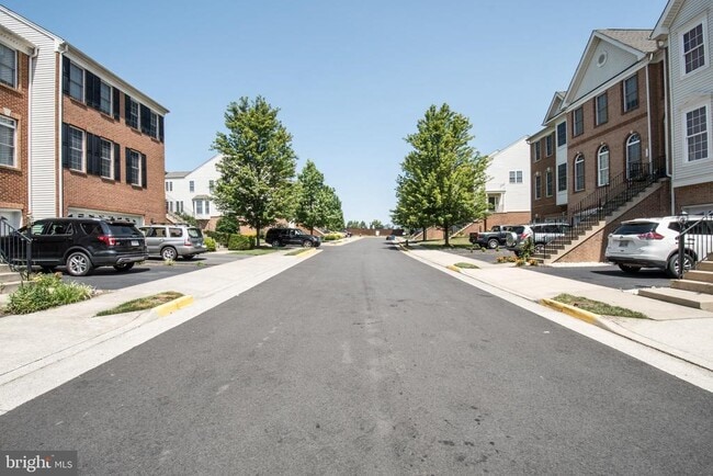 Building Photo - 203 Misty Pond Terrace