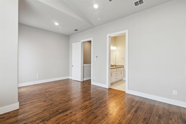 Building Photo - 13226 Bee St