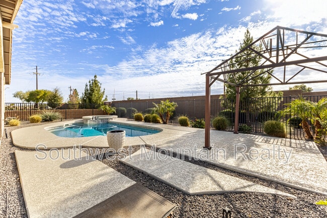 Building Photo - 21399 E Estrella Ct