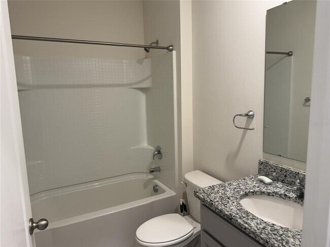 Building Photo - 1061 Fig St