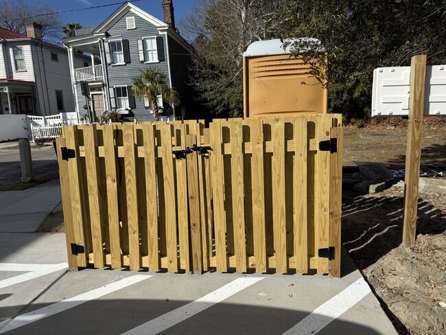 Building Photo - 89 Fishburne St