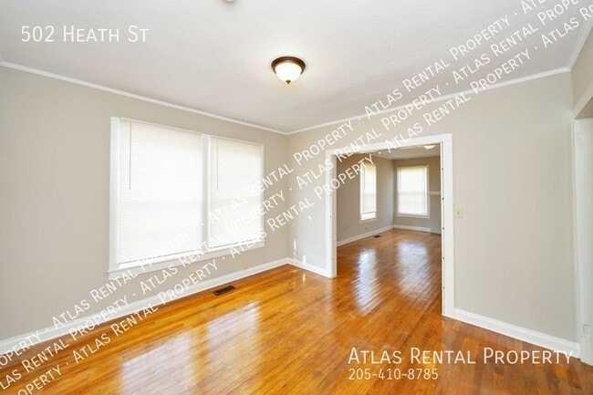 Building Photo - 502 Heath St