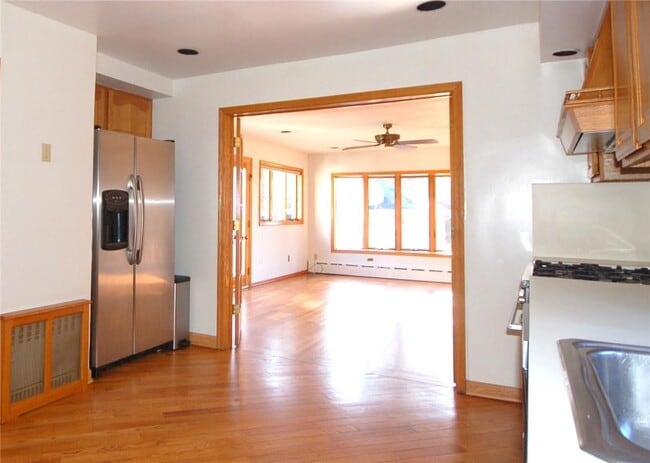 Building Photo - 8 Kilmer Rd
