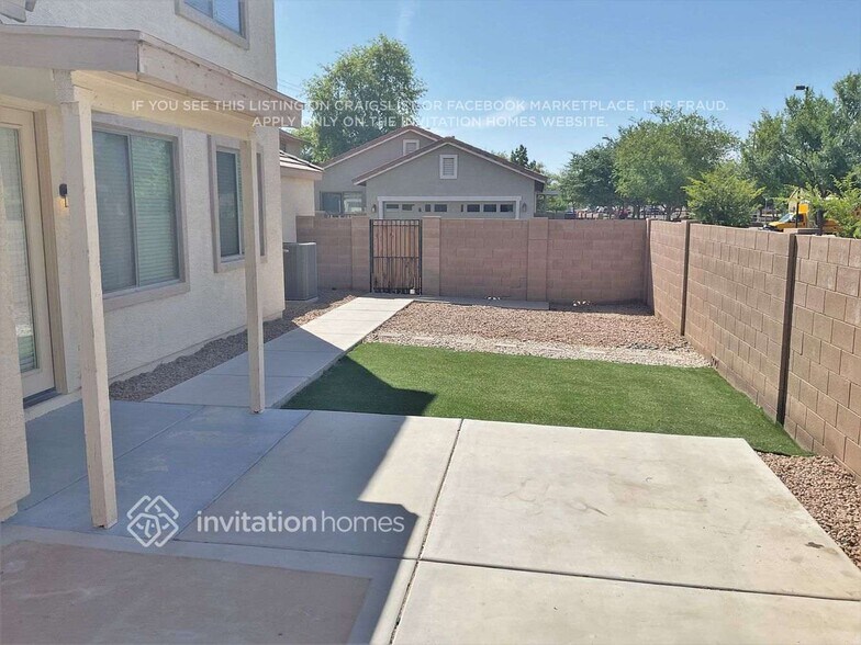 Building Photo - 3942 E Yeager Dr