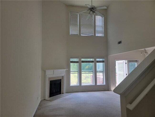 Building Photo - 2143 Worrall Hill Dr