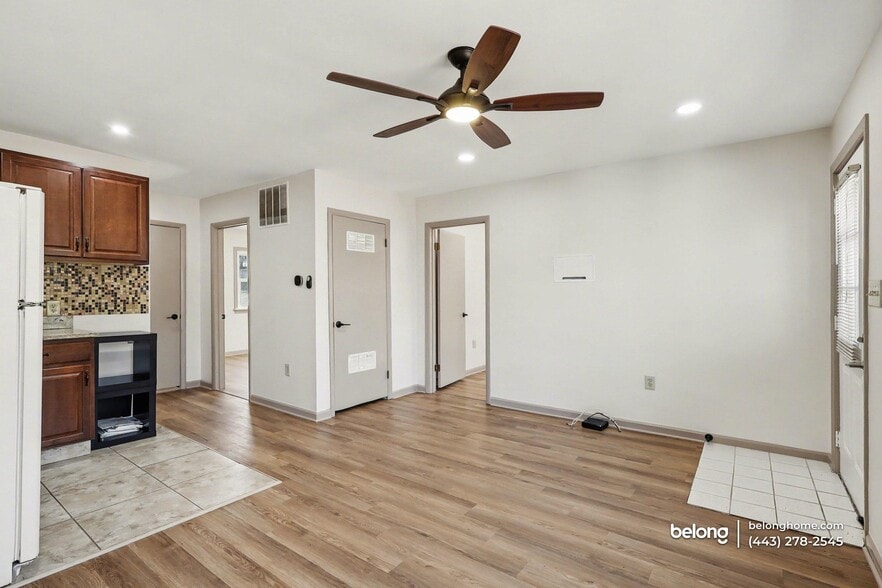 Building Photo - 5909 Berwyn Rd