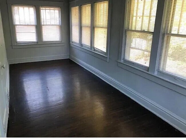 Building Photo - 4920 College Ave