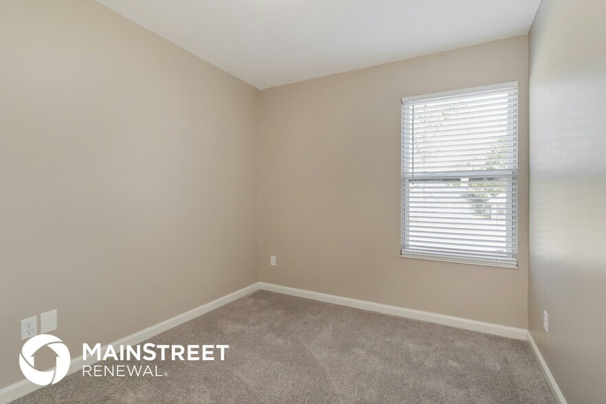 Building Photo - 8054 Sierra Ct