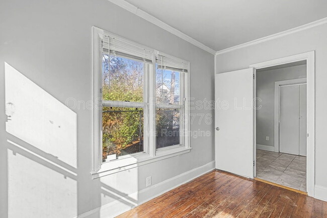 Building Photo - 1895 Markone St NW