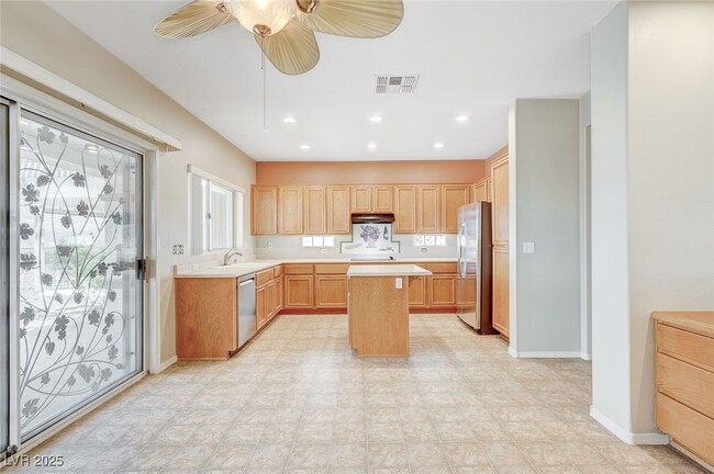 Building Photo - 1771 Sebring Hills Dr
